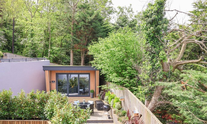 Gwaenysgor Near Prestatyn Cottage | The Nest