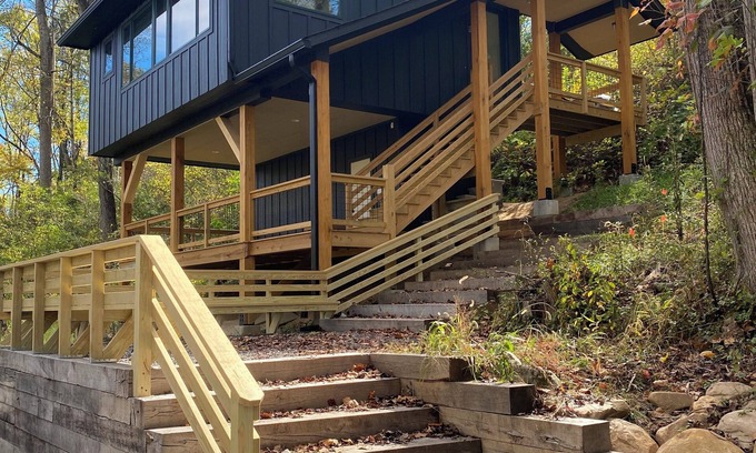 Rockbridge Baths Ski Chalet | The Nest near Goshen Pass