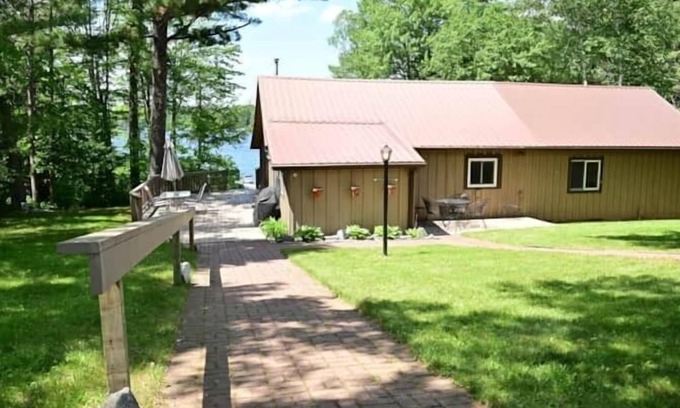 Clam Lake House | The North House - Upper Clam Lake