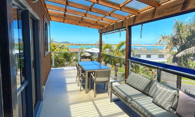 Ngunguru House | The Oasis - Holiday Home