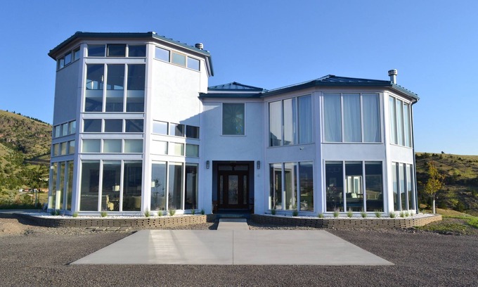 Emigrant House | The Octagon House - 30 Mins To Yellowstone N. Entry - Master Sauna Jacuzzi