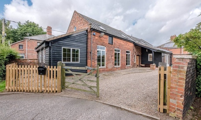 Leiston Apartment | The Old Coach House, Leiston