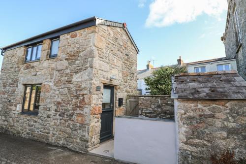 St Just House | The Old Dairy Barn