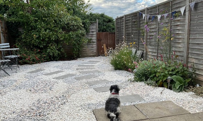 Ramsgate House | The Old Dairy with Parking - Dog Friendly