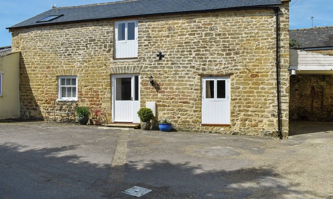 Broadwindsor Cottage | The Old Engine House