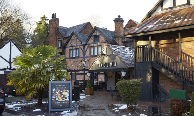 Baginton Hotel | The Old Mill by Greene King Inns