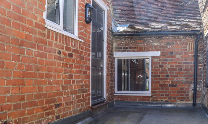 Canterbury Cottage | THE OLD POST OFFICE in Canterbury