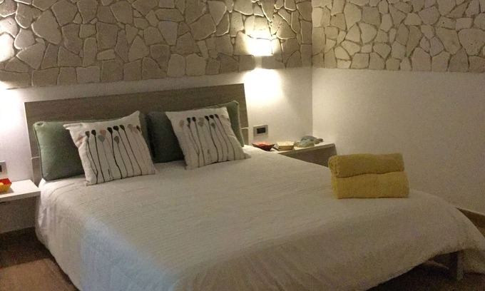 Palese Apartment | The open red tulip