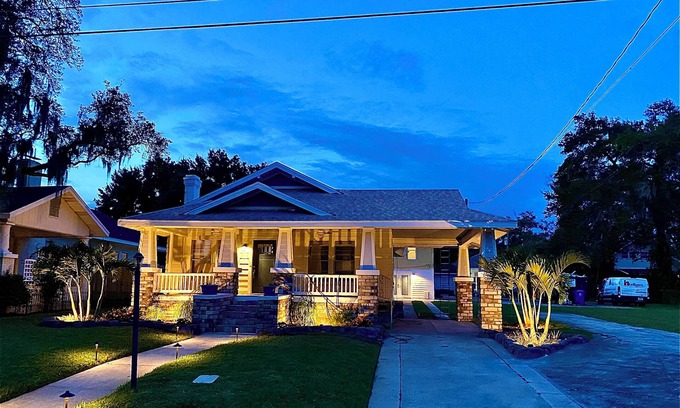 Lakeland House | The Palm Luxury Craftsman House 3BR Free WiFi & Cable Lakw Hollingsworth