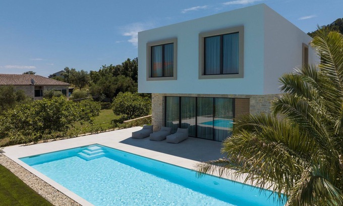 Tkon Villa | The Palms Resort - Villa President Royal