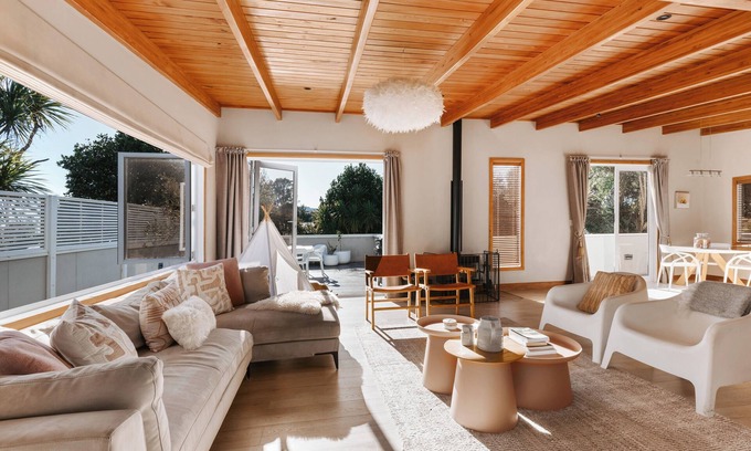 Papamoa Beach House | The Papamoa Pad ~ Papamoa - Beyonder Holiday Homes