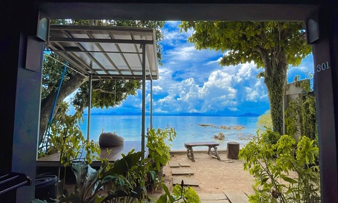 Nong Thale Hotel | The Parlour Krabi