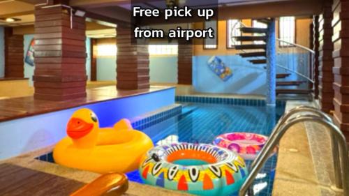 Ratsada Villa | The Phuket Pool Villa