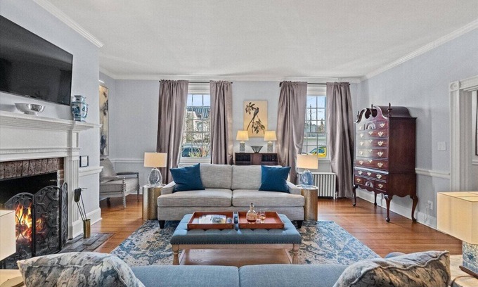 Old Town Alexandria House | The Piedmont - Historic Home with Colonial Charm
