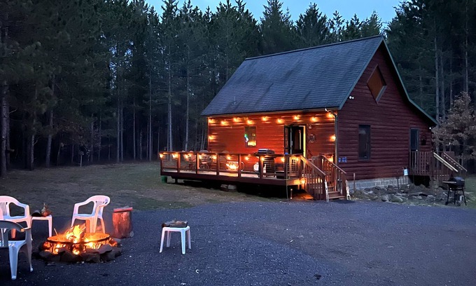 Spooner Cabin | The Pines ReTreet