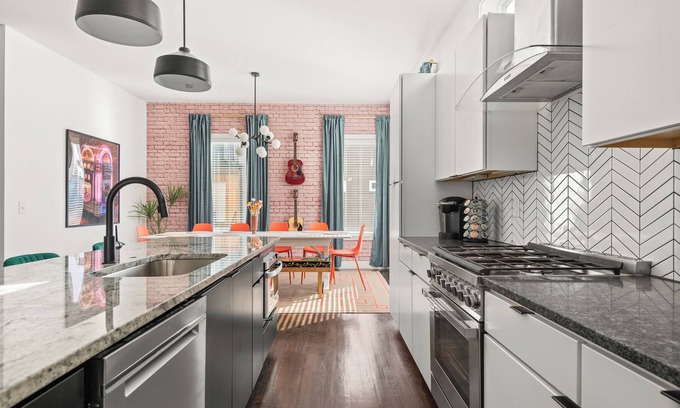 Eighth Avenue House | The Pink Jukebox: A Feminine & Funky Escape