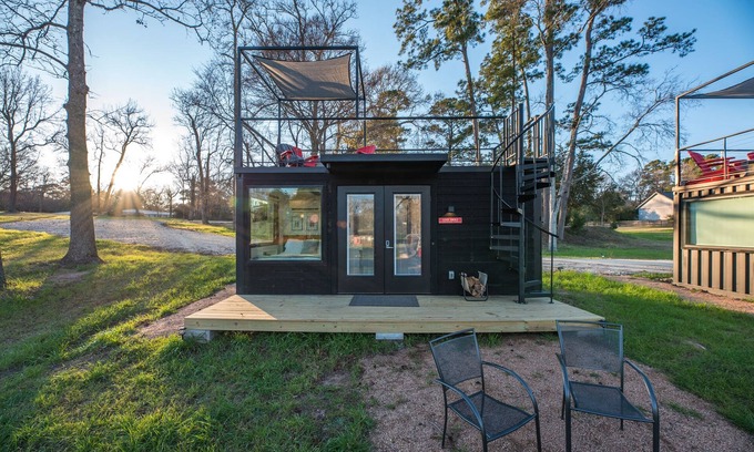 Willis Cabin | The Point: 2 mins to Lake Conroe! Rooftop deck, Heated Pool, Fire Pit