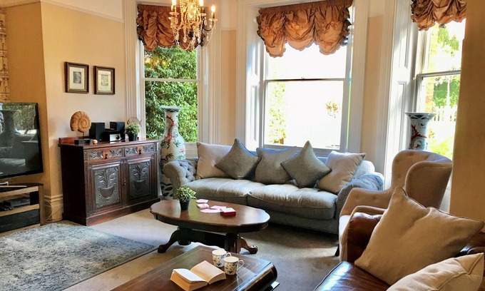 Christchurch House | The Quays Mansion in Christchurch