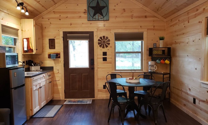 Watonga Cabin | The Redbud Cabin at Roman Nose