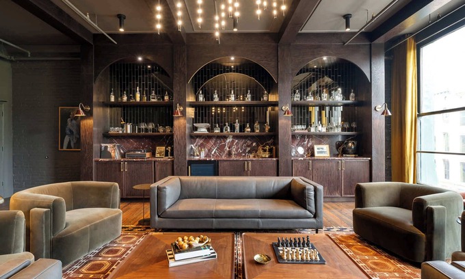 West Main Historic District Apartment | The Reserve on Main | Private Luxe Floor 12 guests