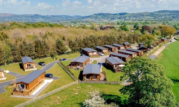 Blackburn Ski Chalet | The Ribble Valley View