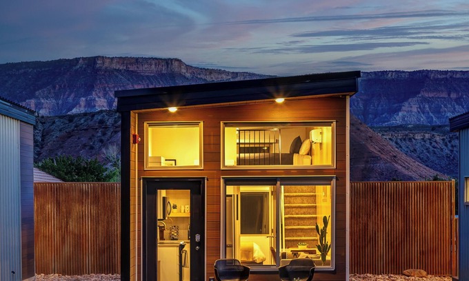 Virgin House | The Riv at Zion