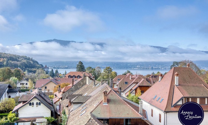 Menthon-Saint-Bernard Apartment | The Roofs of Menthon - Lake View & Central Location