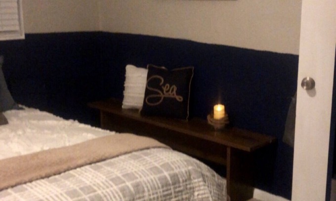 Bee Ridge Bed & Breakfast | The Sailor’s Cove: A cozy B&B where you can feel at home.