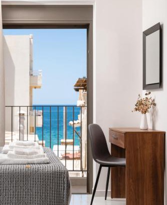 Koum Kapi Apartment | The Sandgate Elegant studio, Chania Seaside