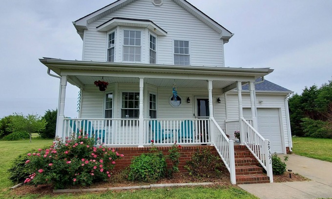 Cape Charles House | The Sandpiper has gone SOLAR! exceptional family vacation, and private pool.