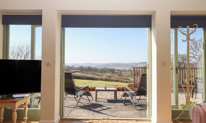 Axminster Cottage | The Shippon at Wyke Farm