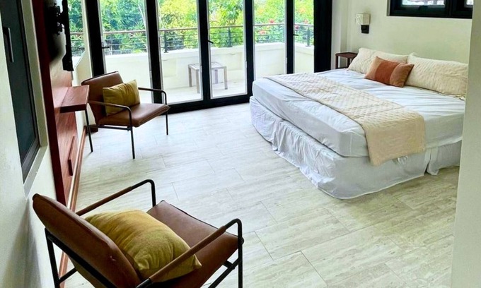 Bois d'Orange Apartment | The Soursop Suite at Villa Horizon, Soursop Suite: Lush Garden Views Steps from Reduit Beach & Rodne
