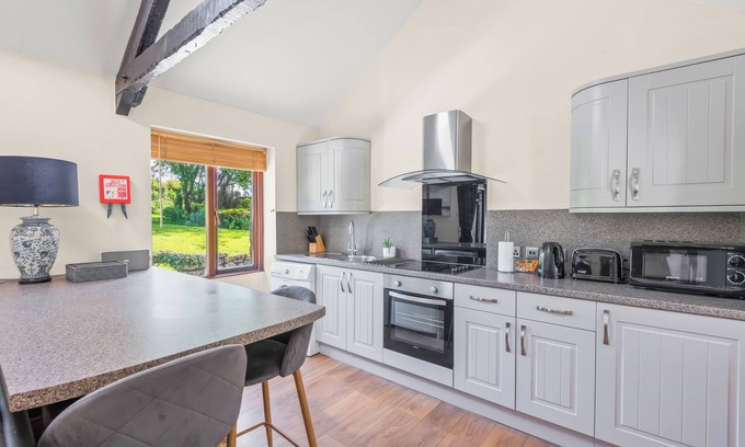 St. Neot Cottage | The Stables