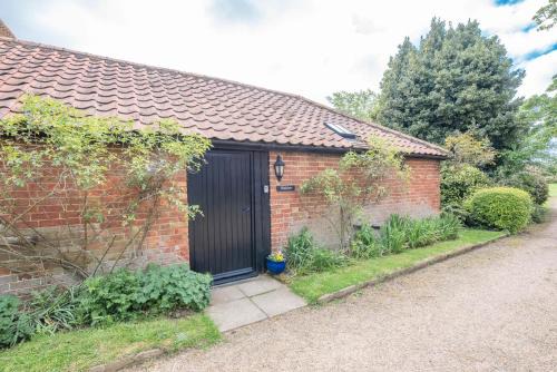 Saxmundham Apartment | The Stables Valley Farm Barns, Snape