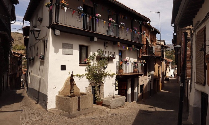 Hervas Apartment | The Star of David, Rural apartments