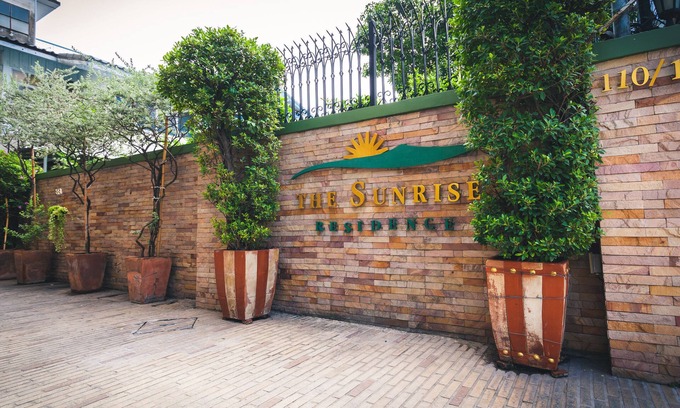 Embassy District Hotel | The Sunrise Residence