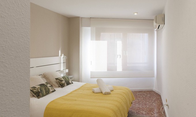 Barrio del Carmen Apartment | The Torres de Quart Apartment I by Florit Flats