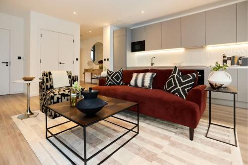 Tottenham Green Apartment | The Tottenham Hale Crib - Trendy 2BDR Flat with Balcony