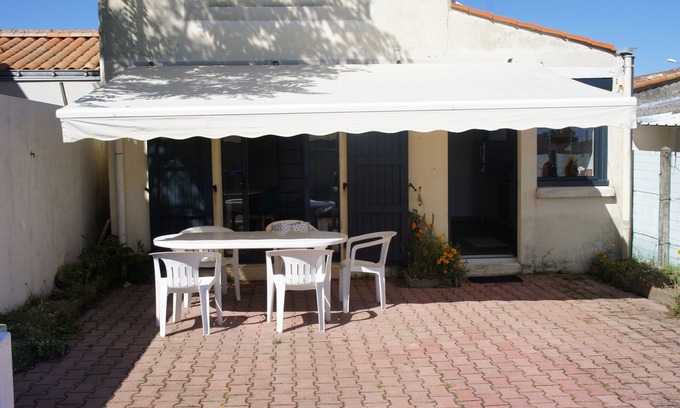 La Tranche-sur-Mer House | The Tranche sur Mer center