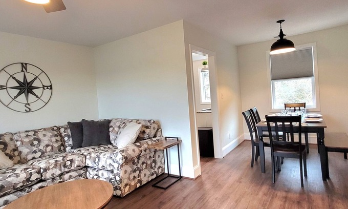 Tazewell Apartment | The Traveler on Main - Suite 4