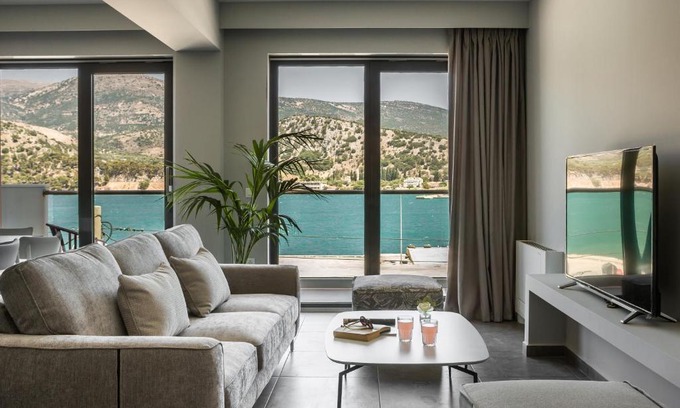 Argostoli Town Apartment | The Twelve Suites Collection