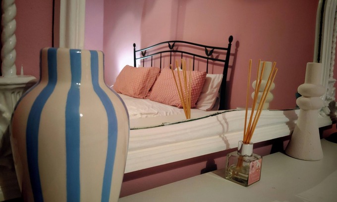 Barriera Vecchia-San Giacomo Apartment | The up hill and down dale escape