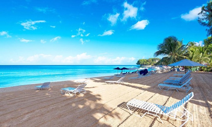Old Trees Bay Apartment | The Villa at The Saint James by Blue Sky Luxury