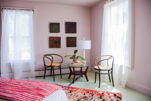 Waldoboro Bed & Breakfast | The Waldoboro Inn Room 5