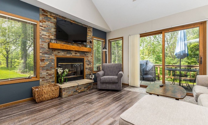 The Galena Territory Condo | The Walnut Hill Hideaway-Galena Territory 2BR Condo-Semi Private Pool