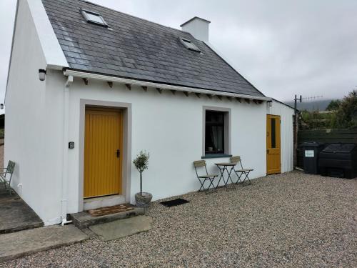 Glenveagh House | The WEE HOUS Cresslough