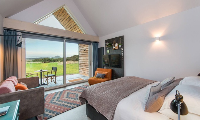North Berwick Cabin | The Weir