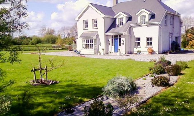 Dromineer Bed & Breakfast | The Well Meadow B&B