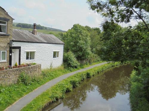 Furness Vale House | The White Cottage