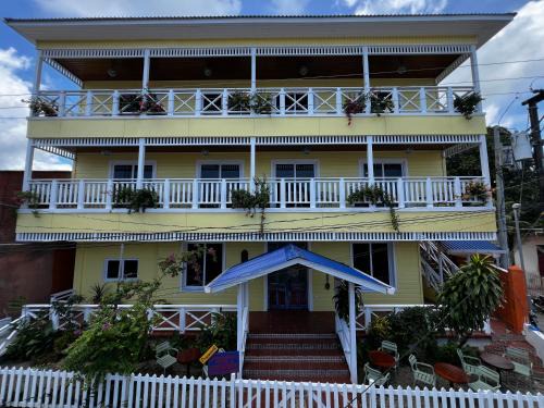 Puerto Barrios Hotel | The Winand Hotel